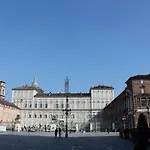 House San Salvario Next Station By Holiday World